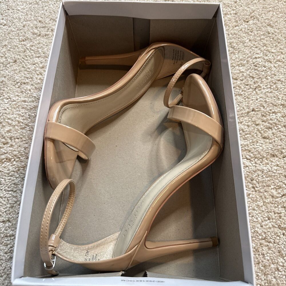David’s Bridal Larissa Nude Strap Sandals 7.5M Beige Tan